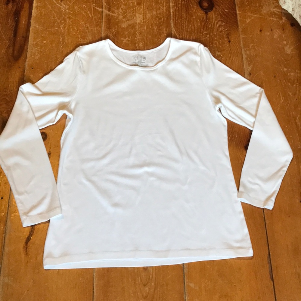 Long sleeve t shirt